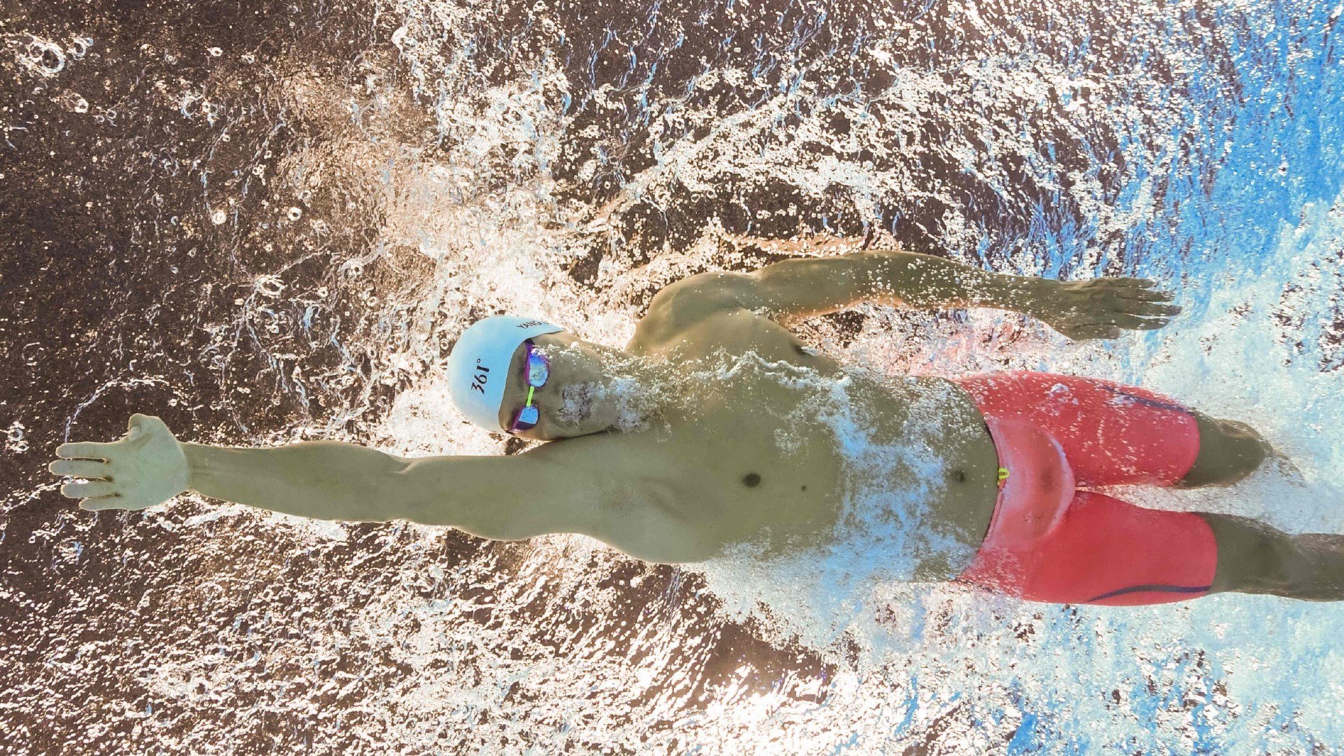 _专业运动员生活揭秘：训练之外的精彩_，运动员平时的生活