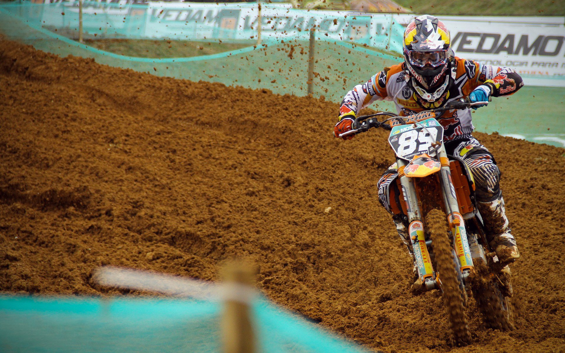 AYX官网-阿根廷骑手托马斯·约夫雷在美国奥卡拉速度挑战赛中以最快成绩获胜。